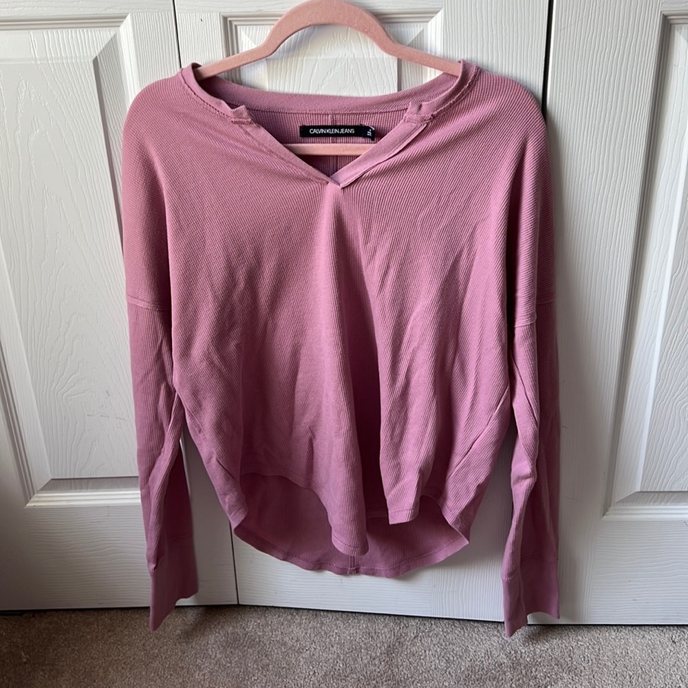 Great condition. Barely worn. Calvin Klein.